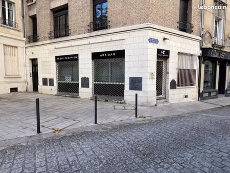 commerce 57 m²
