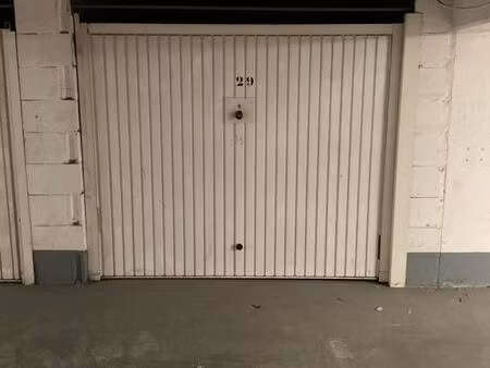 garage/box 14 m² croix