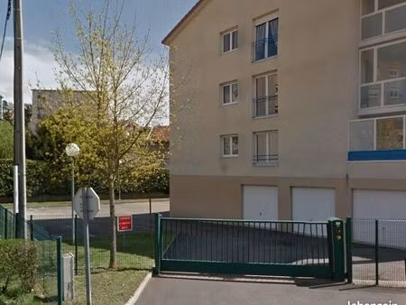 place de parking copropriété investissement unieux 42240