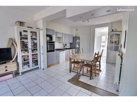 maison 3 pièces 90 m²