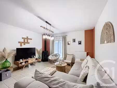 maison 6 pièces 122 m²