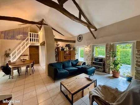 maison 5 pièces 121 m²