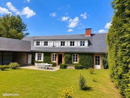 maison 6 pièces 220 m²