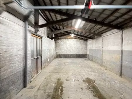 local stockage 53 m²