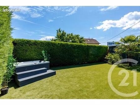 maison 4 pièces 100 m²