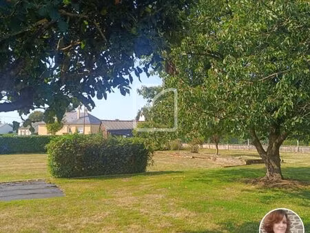 terrain 700 m² mauron