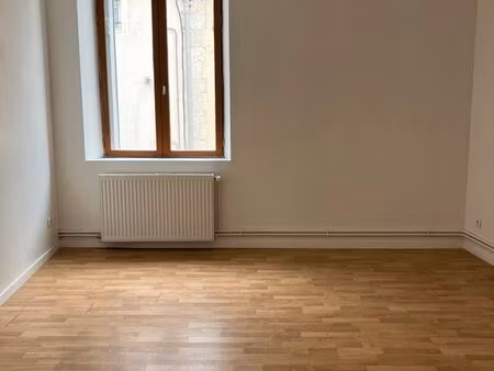 location appartement f3 chatillon sur loire