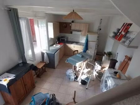 meublé 34m²  300m lycée  700m intermarcher