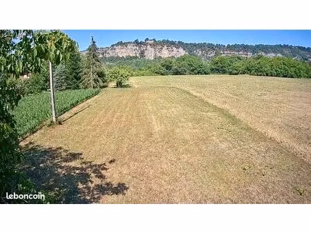 terrain bord de dordogne floirac