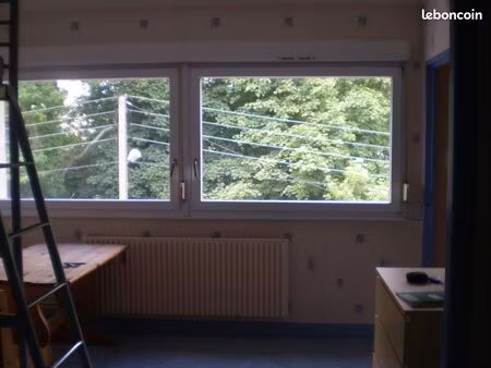 joli studio meublé