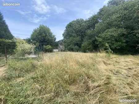 beau terrain constructible 1 672 m² - permis obtenu - lewarde
