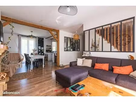 maison 6 pièces 120 m²