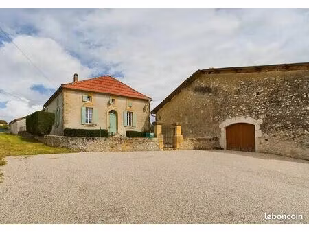 maison 5 pièces 155 m²