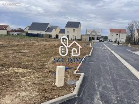 terrain 487 m² ognes