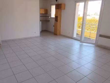 location t3 lumineux
