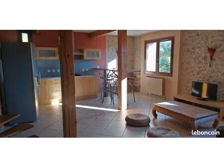 appartement t2 80m²