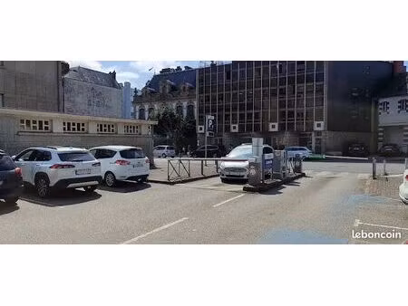 place de parking à vendre – vannes – investissement locatif sécurisé