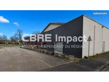 local commercial 1900 m² vitry-le-francois