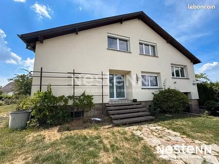 maison 8 pièces 183 m²