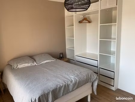 chambre meublée