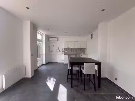 studio 1 pièce 35 m²