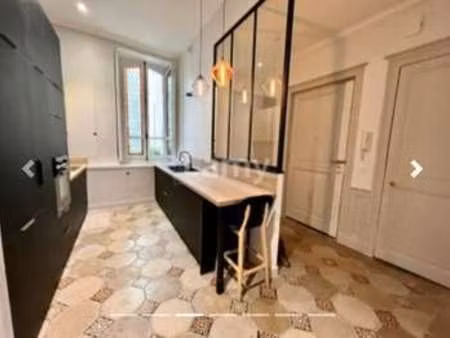 location appartement 4 pièces à nantes (44000) : à louer 4 pièces / 102m² nantes