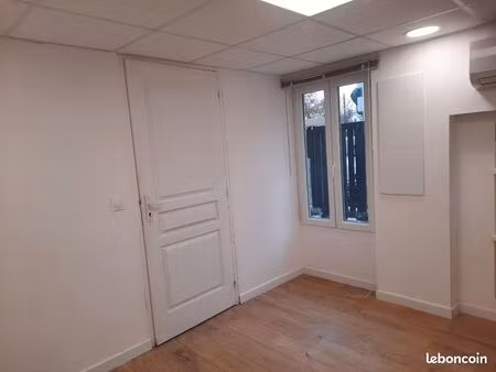 à louer – cabinet de consultation rénové – montpellier  quartier lepic