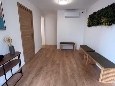 bureaux à louer — cabinet libéral refait à neuf — sète