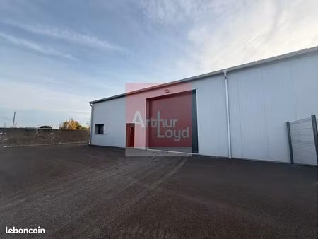local d'activite 248 m² castelculier