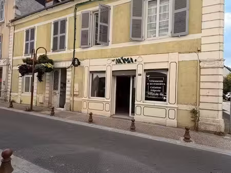 local commercial à louer