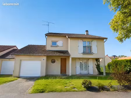 260505/rp - maison familiale 4 chambres avec double garage à ancemont sur un terrain de 77