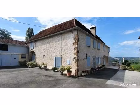 maison familiale à la campagne  belle vue