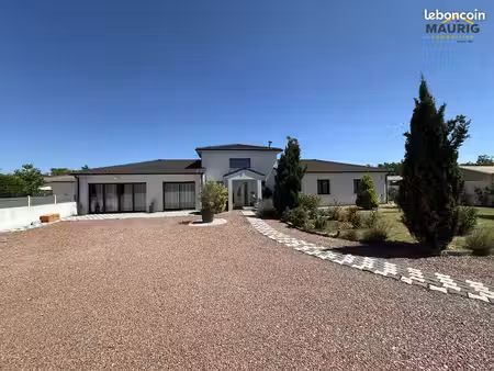 maison 5 pièces 185 m²
