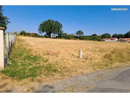 à vendre deux terrains constructibles viabilisés mons