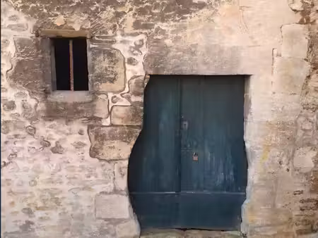 grande cave saine et sécurisée