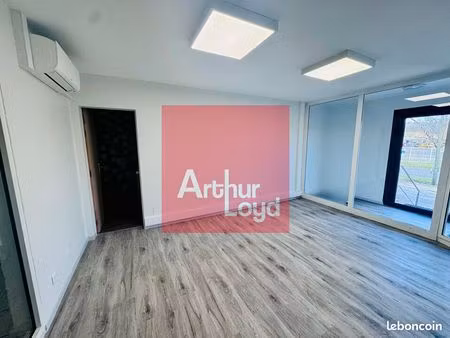 local d'activite 1680 m² bon encontre