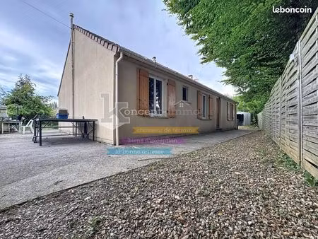 pavillon 6 pièces 103 m²