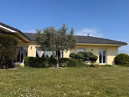 loue villa 5 pièces