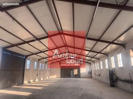 local d'activite 630 m² bon encontre