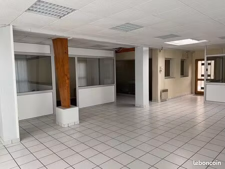 local pour bureaux ou petite activite