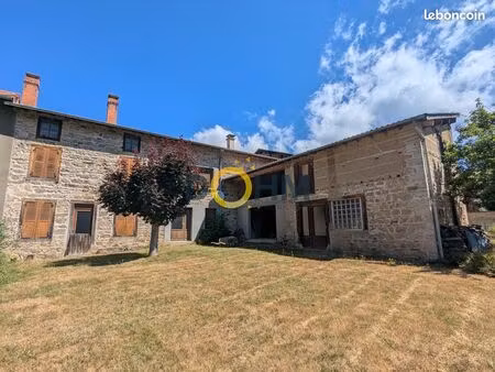 maison 8 pièces 142 m²
