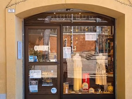 lunel - fonds de commerce 27 m² - emplacement premium - concept store bébé & enfant - tous