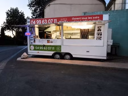 remorque pizza entièrement équipée - en fonction actuellement