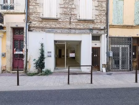 à louer – local professionnel / bureaux / commerce – 80 m² – hyper centre d'agen