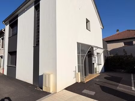 local professionnel médical/ paramédicale