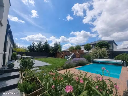 maison familiale individuelle 139m² - 4 chambres - grande terrasse  piscine chauffée  gran