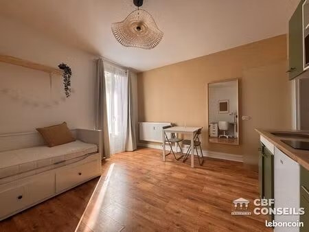 studio 1 pièce 22 m²