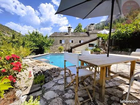 maison 6 pièces 124 m²