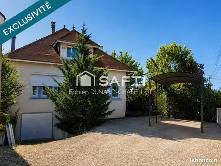 maison 9 pièces 181 m²