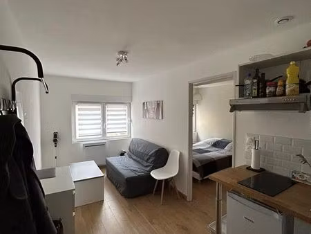 yutz - f2 meublé avec parking couvert et privatif (cuisine tv)